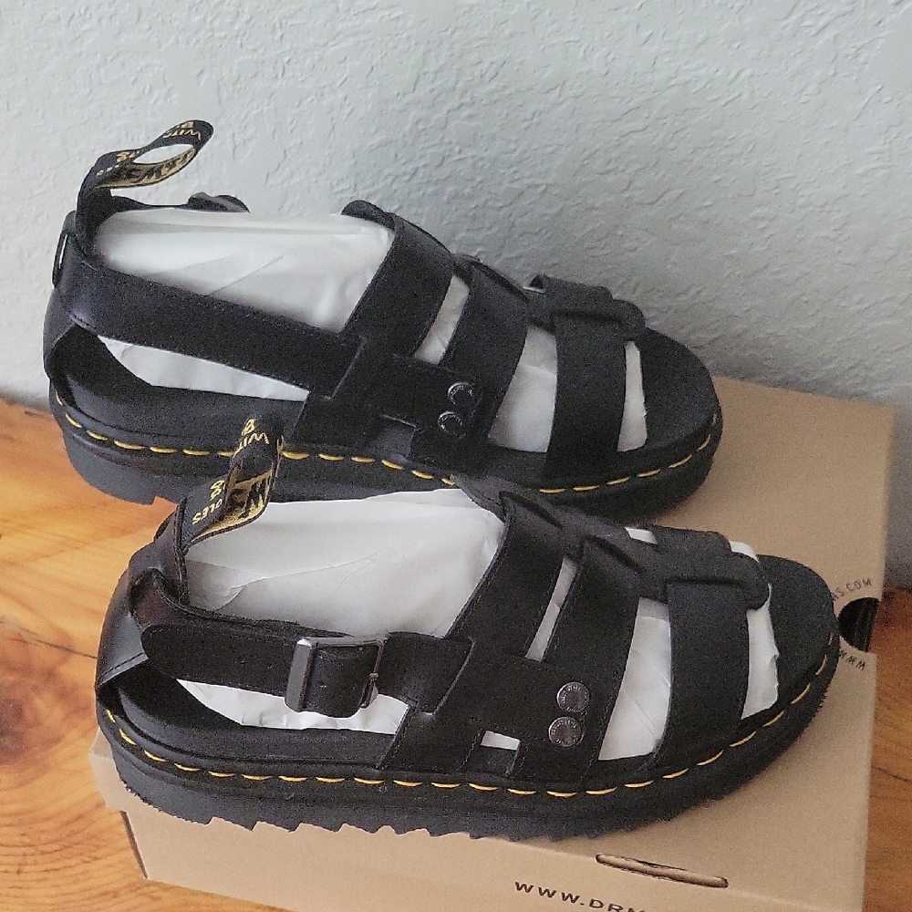 Dr. Marten Terry Leather Strap Platform Sandals